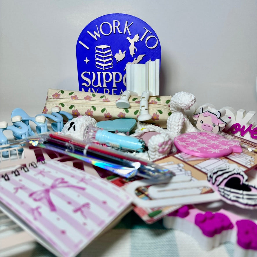 Deluxe Bookish Mystery Scoop 🌸